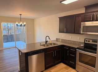 3936 Lakehurst Cir #A, Anchorage, AK 99502