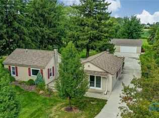 5301 Brown Rd, Oregon, OH 43616