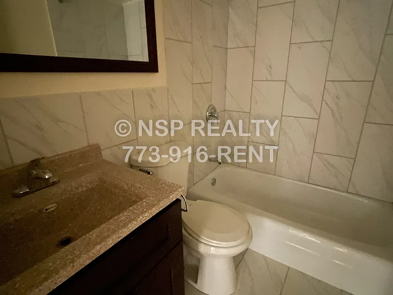 5820-3 N Sheridan Rd #408 — Photo 5