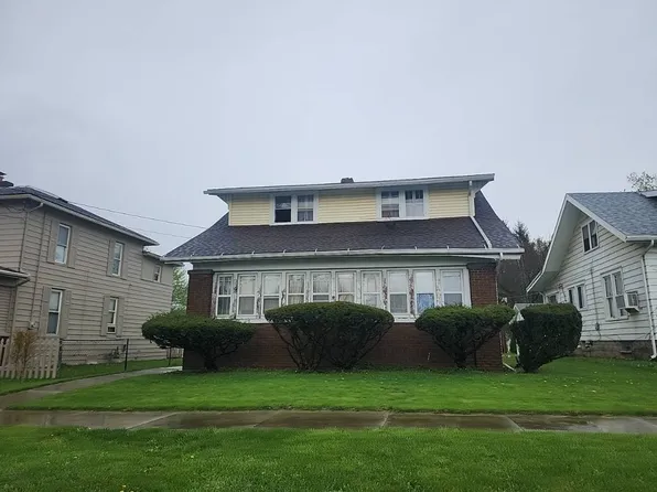 931 S Main St, Kendallville, IN 46755