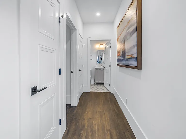 770 21st Ave N #1/2 — Photo 17