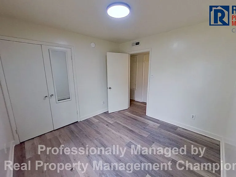 2909 Spaulding Dr — Photo 10