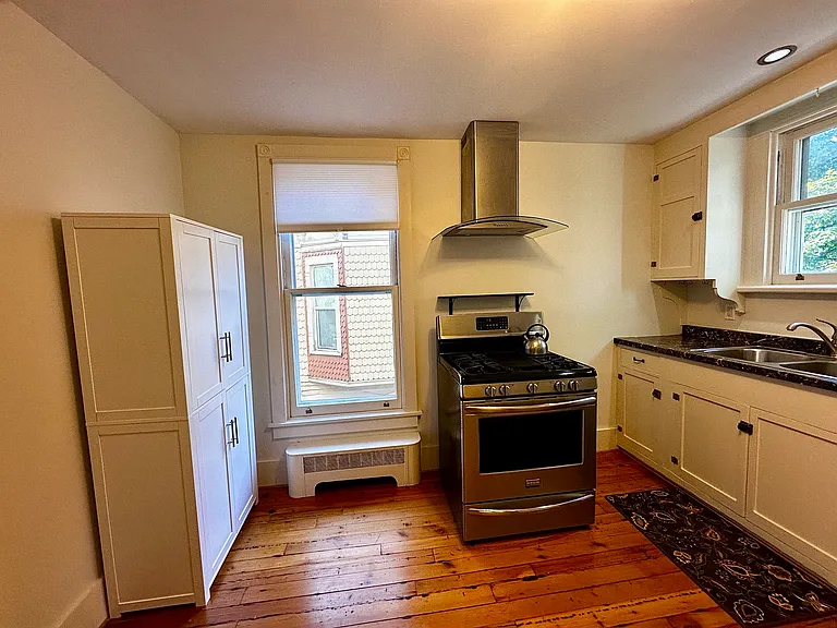 510 Lafayette Ave #2 — Photo 14