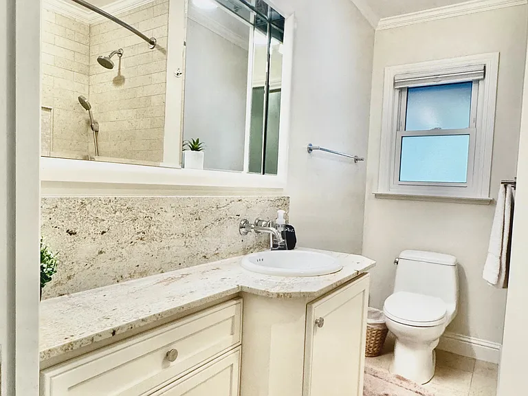 Hallway full bathroom