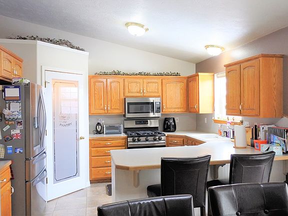 2nd image of 4374 Nathan Dr