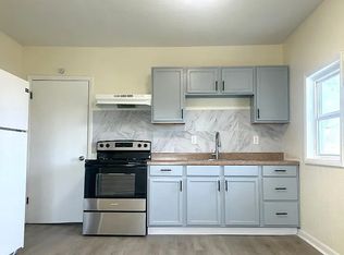 406 E Jackson St #3, Marion, IL 62959