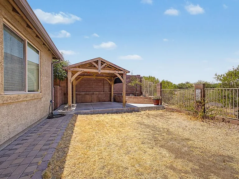 16878 S Eva Ave — Photo 6