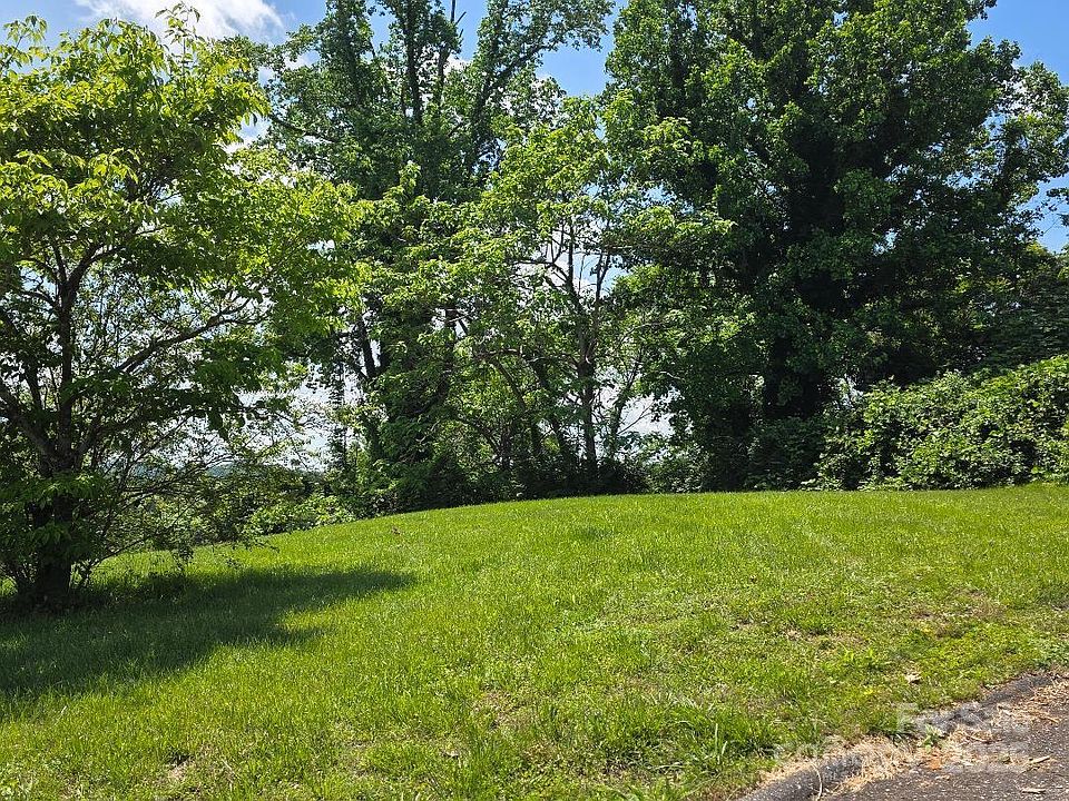 2nd image of 0 Summit St