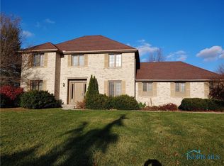 9820 Sedgefield Rd, Perrysburg, OH 43551