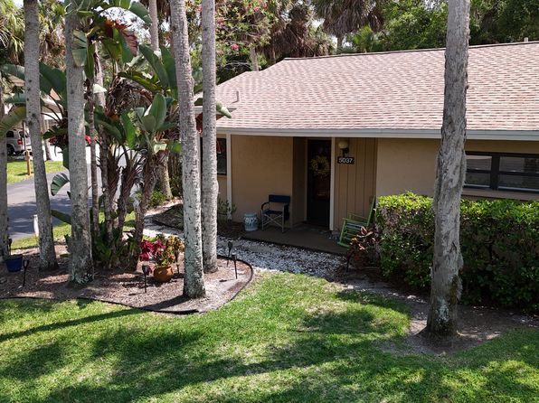 5037 Village Gardens Dr #22