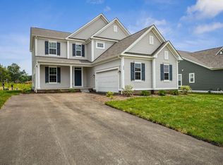 305 Reign Way, Pataskala, OH 43062