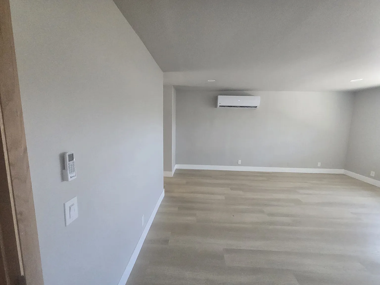 4 bed, 1200 sqft, $4,000 — Photo 4