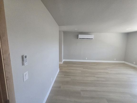 4th image of 4827 W 7th St