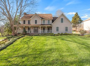 209 Long Bow Rd, Knoxville, TN 37934