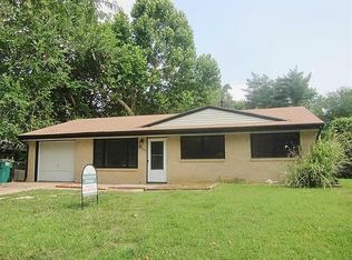 2452 Himes Rd, Manhattan, KS 66502