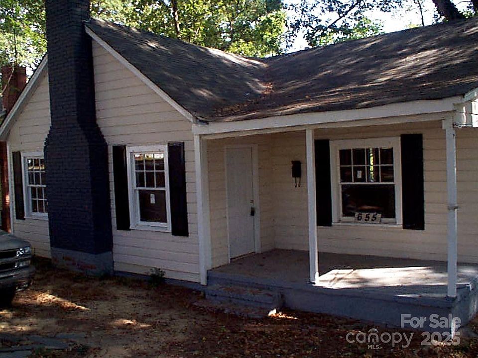 1st image of 655 Bradford Dr