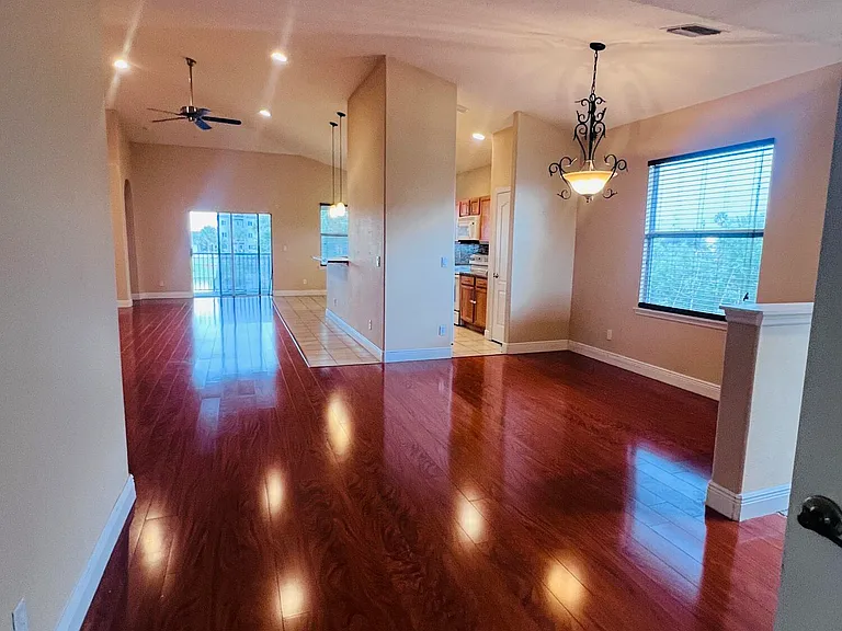 4865 Revenna Ct #204 — Photo 5