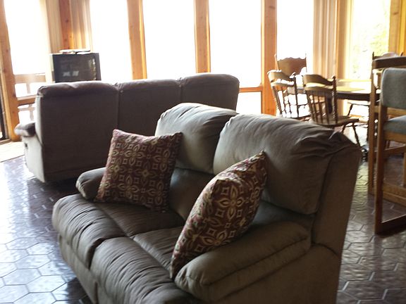 2nd image of 438 Mid Summer Dr