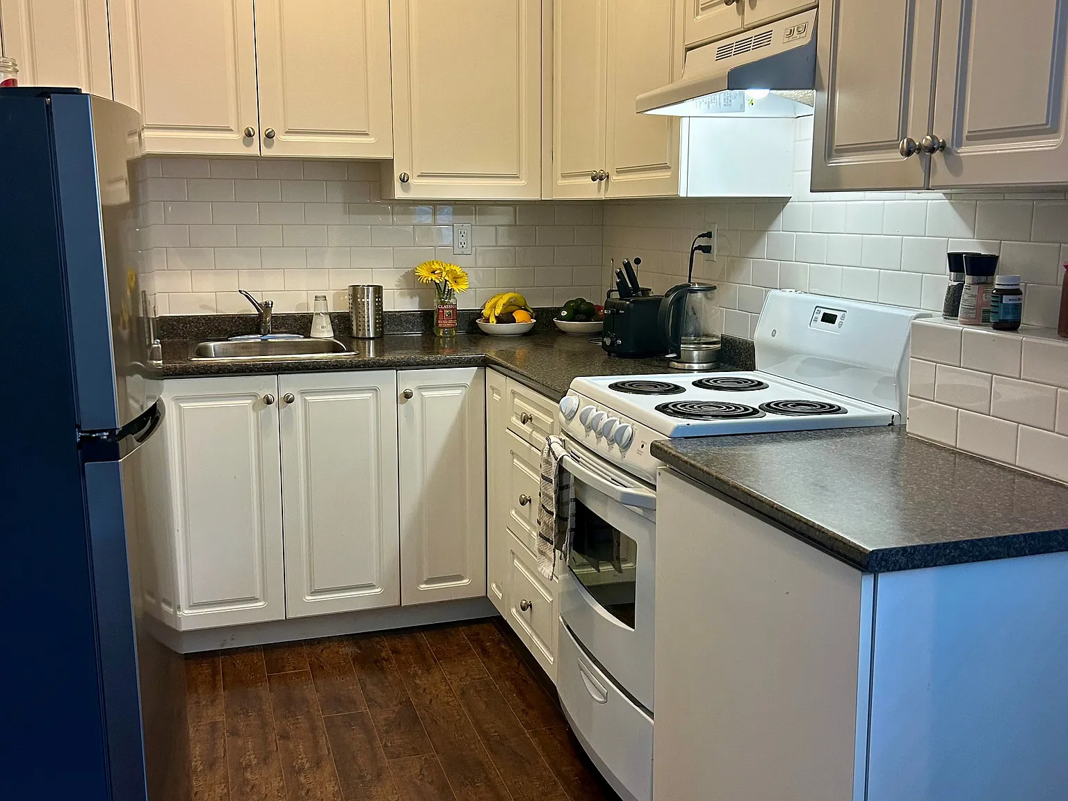 Lyndale Apartments — Photo 3