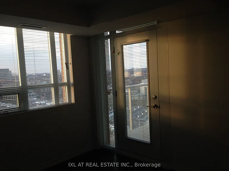 125 Western Battery Rd #2015 — Photo 5