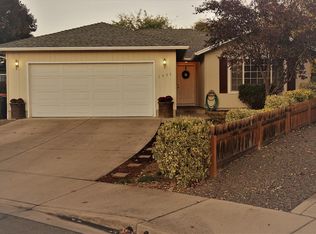 1034 Iris Cir, Central Pt, OR 97502
