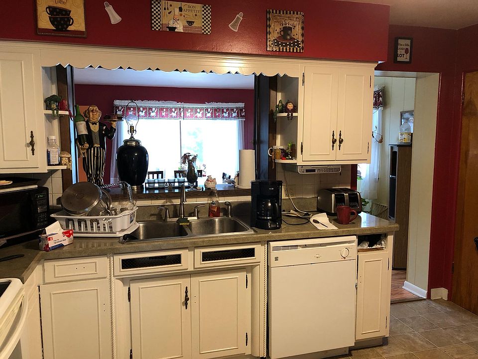 1st image of 2217 Van Wie Ave