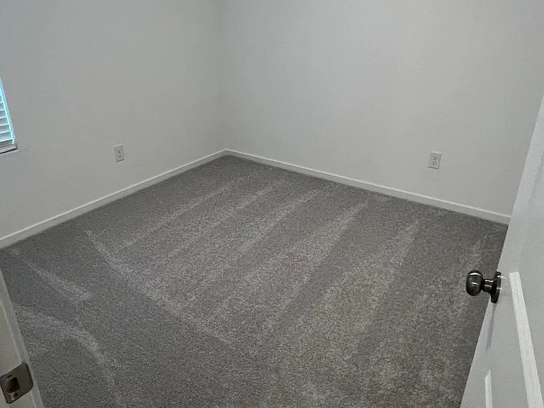 2047 Stable Ln — Photo 19