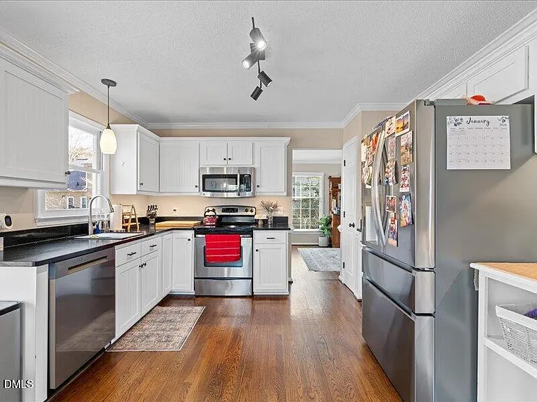8625 Vanburgh Ct — Photo 21