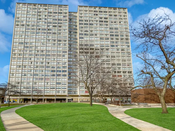 4800 S Lake Park Ave #1206A, Chicago, IL 60615