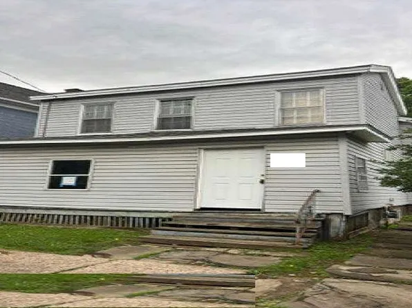 1543 Neilson St, Utica, NY 13501