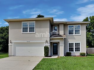 86264 Cartesian Pointe Dr, Yulee, FL 32097