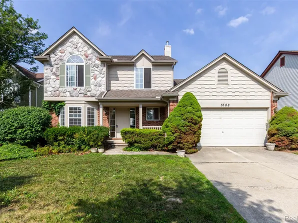 3388 Riverside Dr, Canton, MI 48188