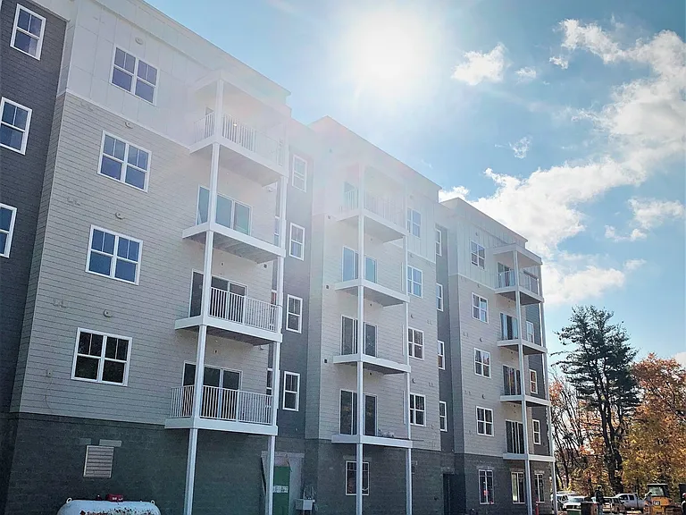 100 Sandidge Way — Photo 17
