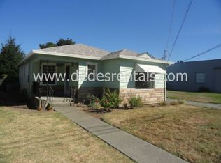 1051 Benton St, Santa Rosa, CA 95404