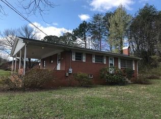 181 Elizabeth St, Ramseur, NC 27316