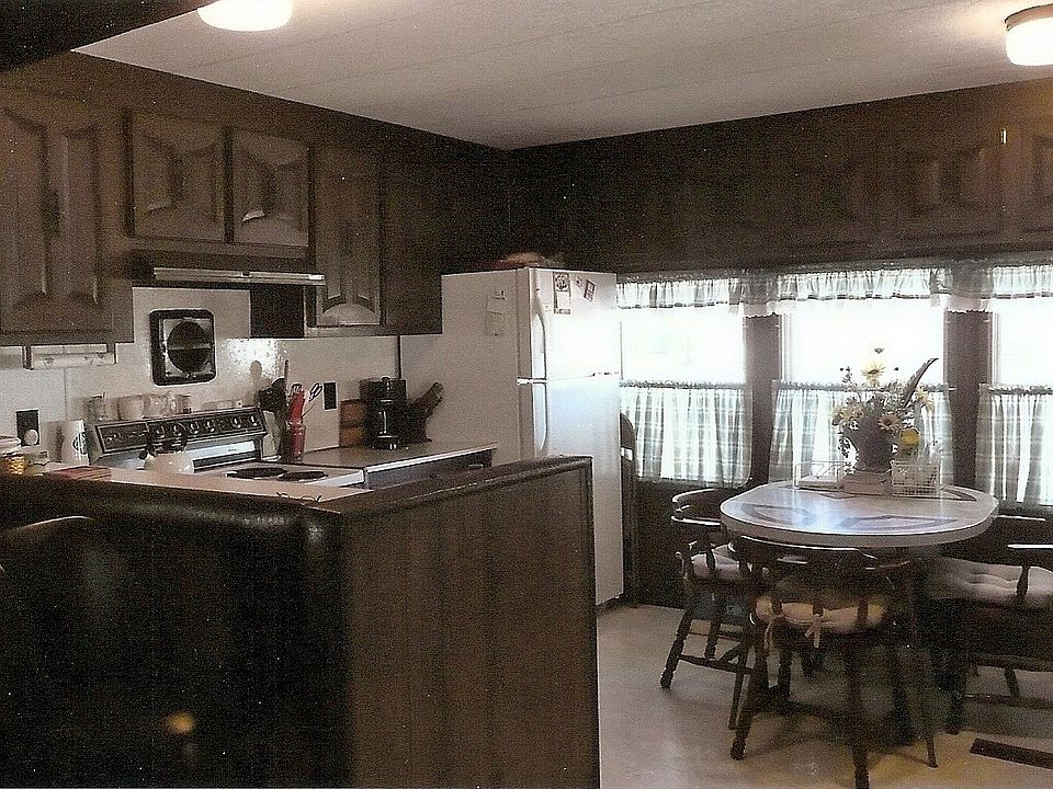 2nd image of E1 B-r Trailer Park #E1