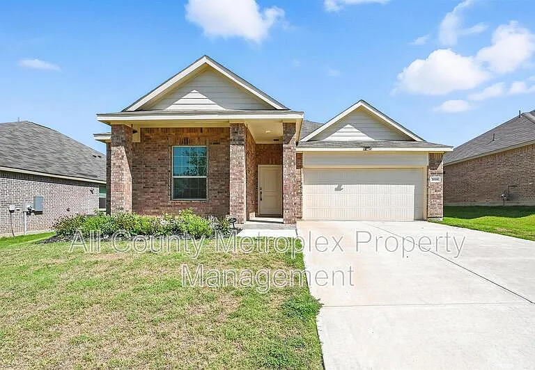3008 Chinkapin Ln — Photo 1