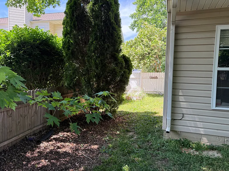 3904 Saint Marys Cir — Photo 81