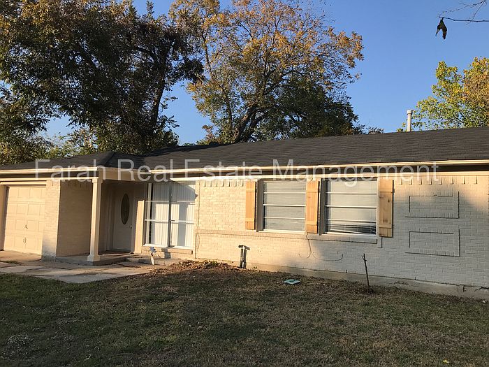 1st image of 2509 Plaza St