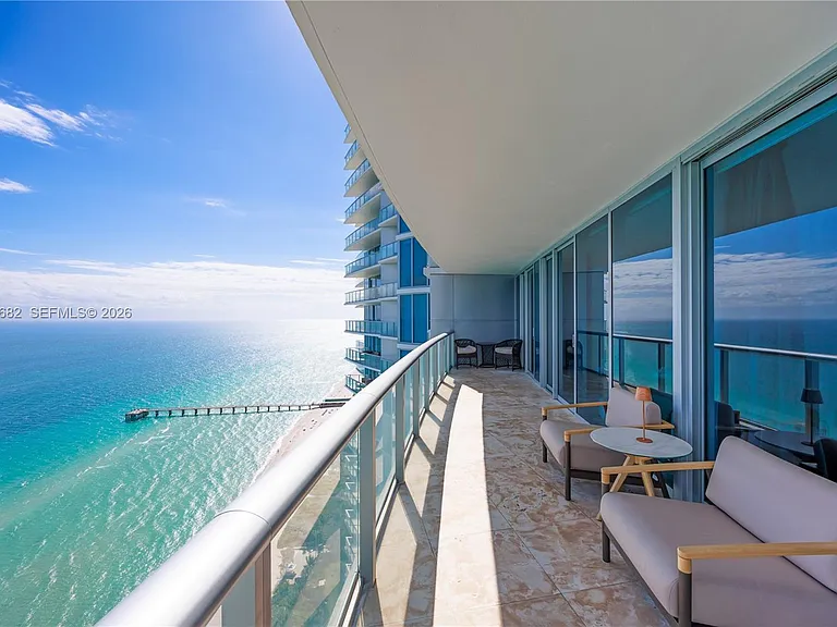 17001 Collins Ave #3507 — Photo 10