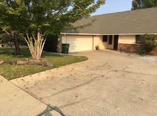 1525 Lakeside Dr, Redding, CA 96001