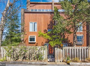 6 Klakring Ct, Annapolis, MD 21403