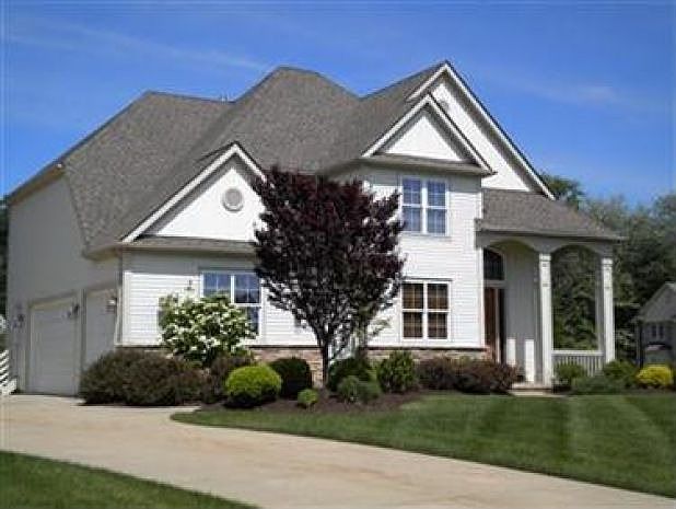1st image of 7901 Field Stone Ln