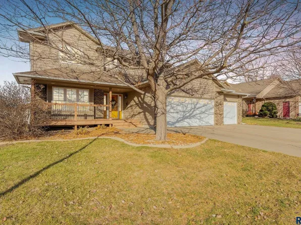 7512 W Legacy St, Sioux Falls, SD 57106