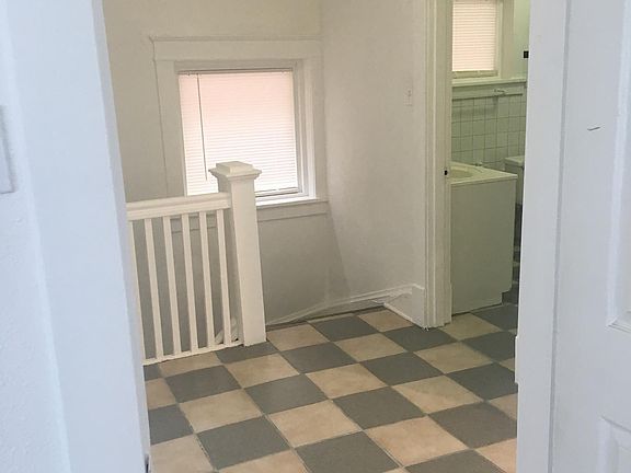 4th image of 3615 Pennsylvania Ave