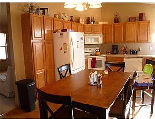 3rd image of 1650 Province Ln