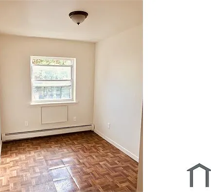 3 bed, 1000 sqft, $3,698 — Photo 4