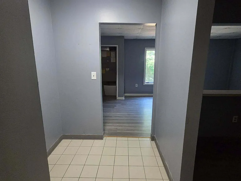 27-43 Framingham Dr — Photo 4
