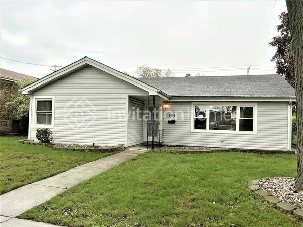 9705 S 54th Ave, Oak Lawn, IL 60453