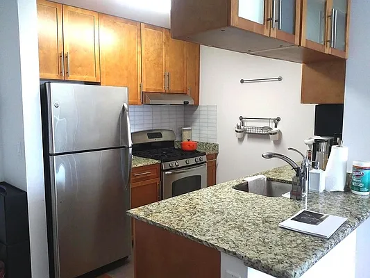 Rented by Livin USA LLC | media 21